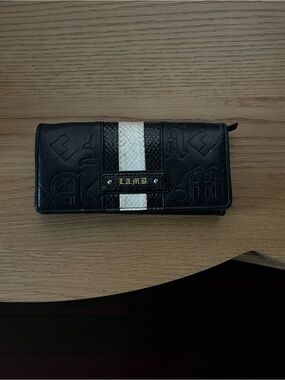 LAMB Gwen Stefani Vintage Wallet